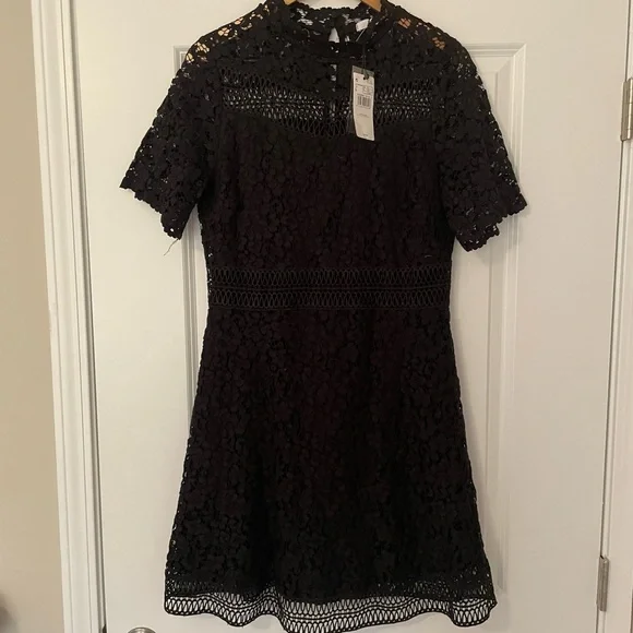 NWT Mango Gipure Black Lace Overlay Dress - Picture 2 of 9